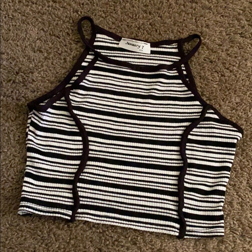 Crop top